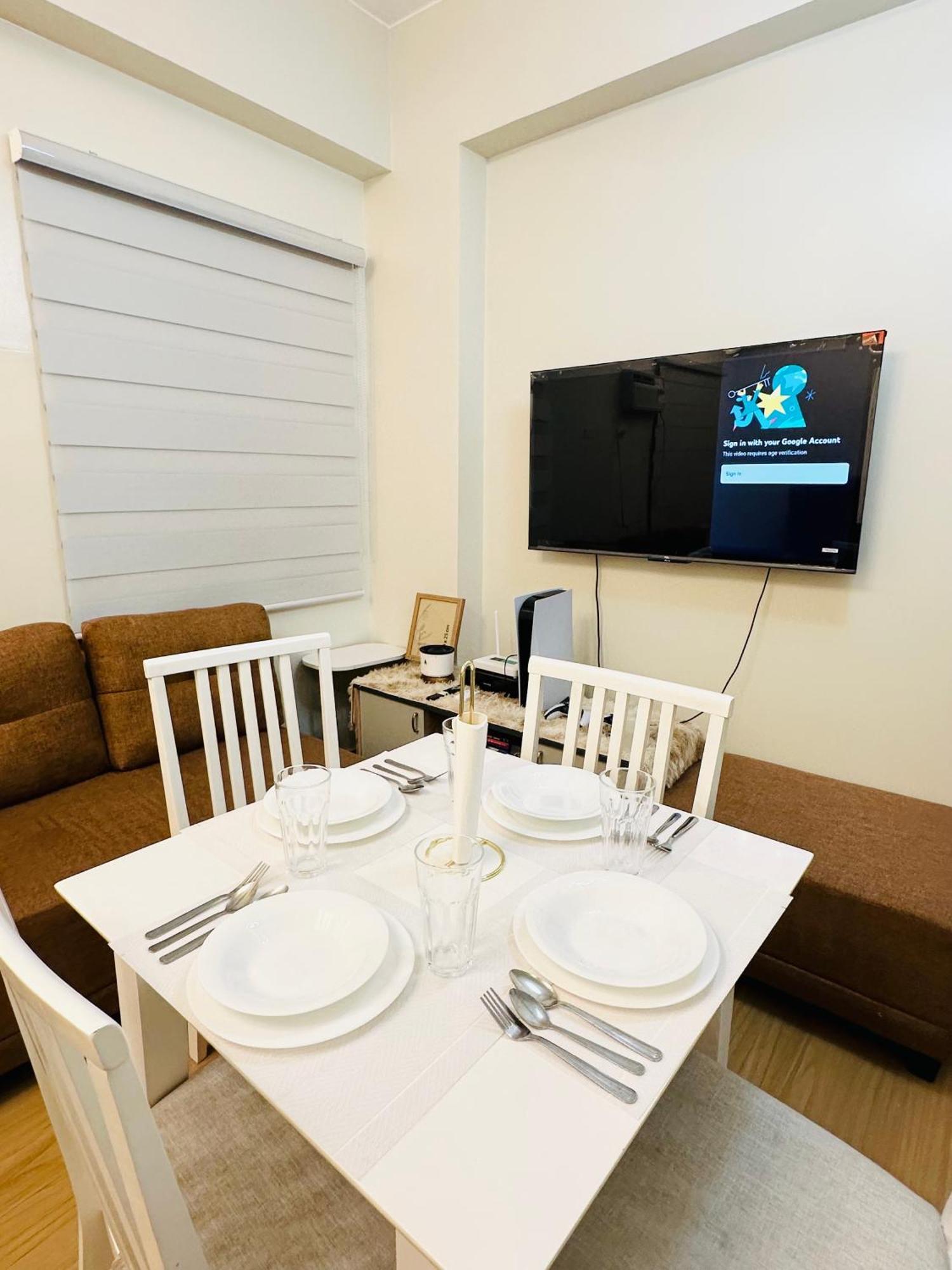 Starlight Suites Trece Martires Екстериор снимка