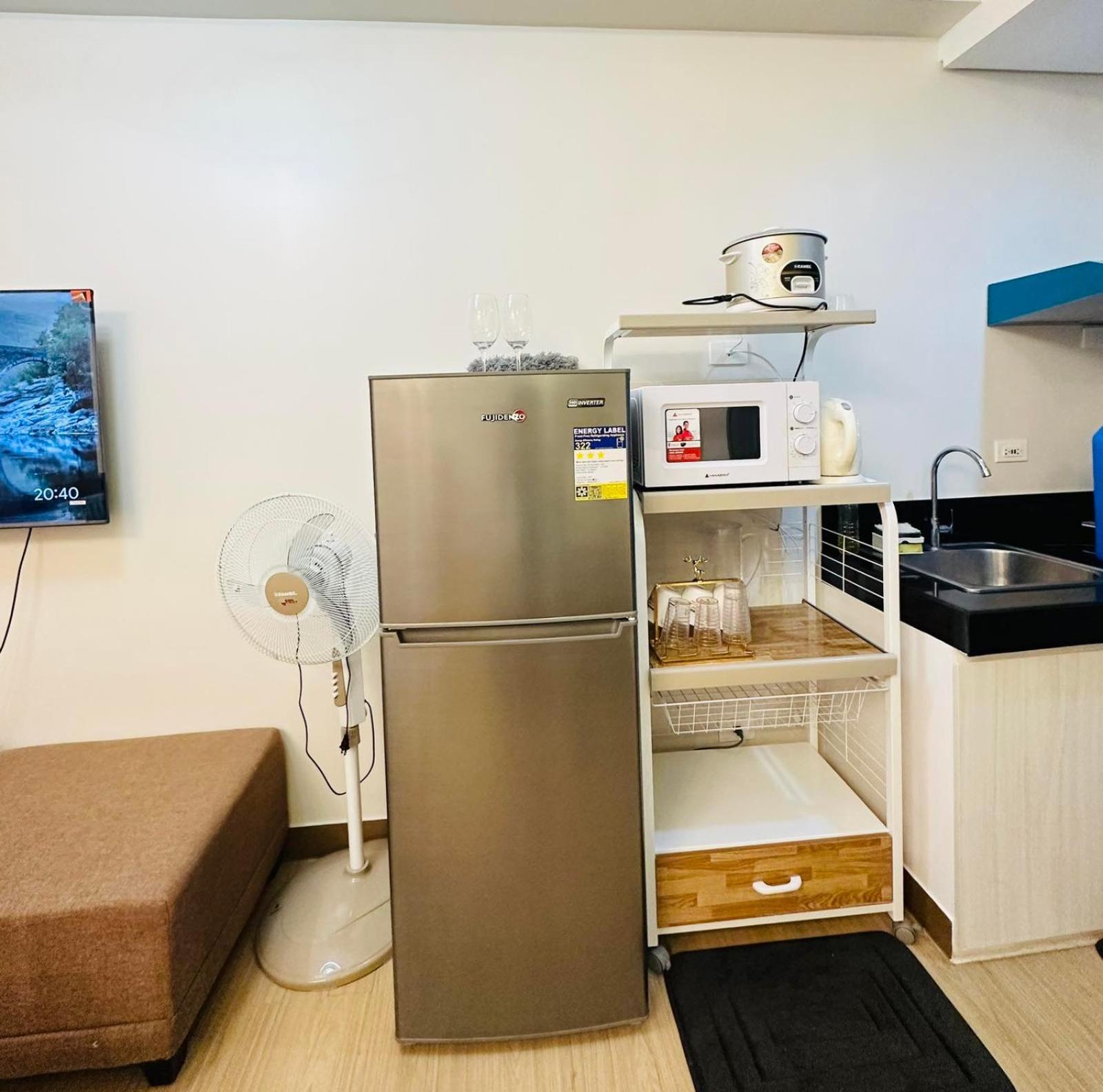 Starlight Suites Trece Martires Екстериор снимка