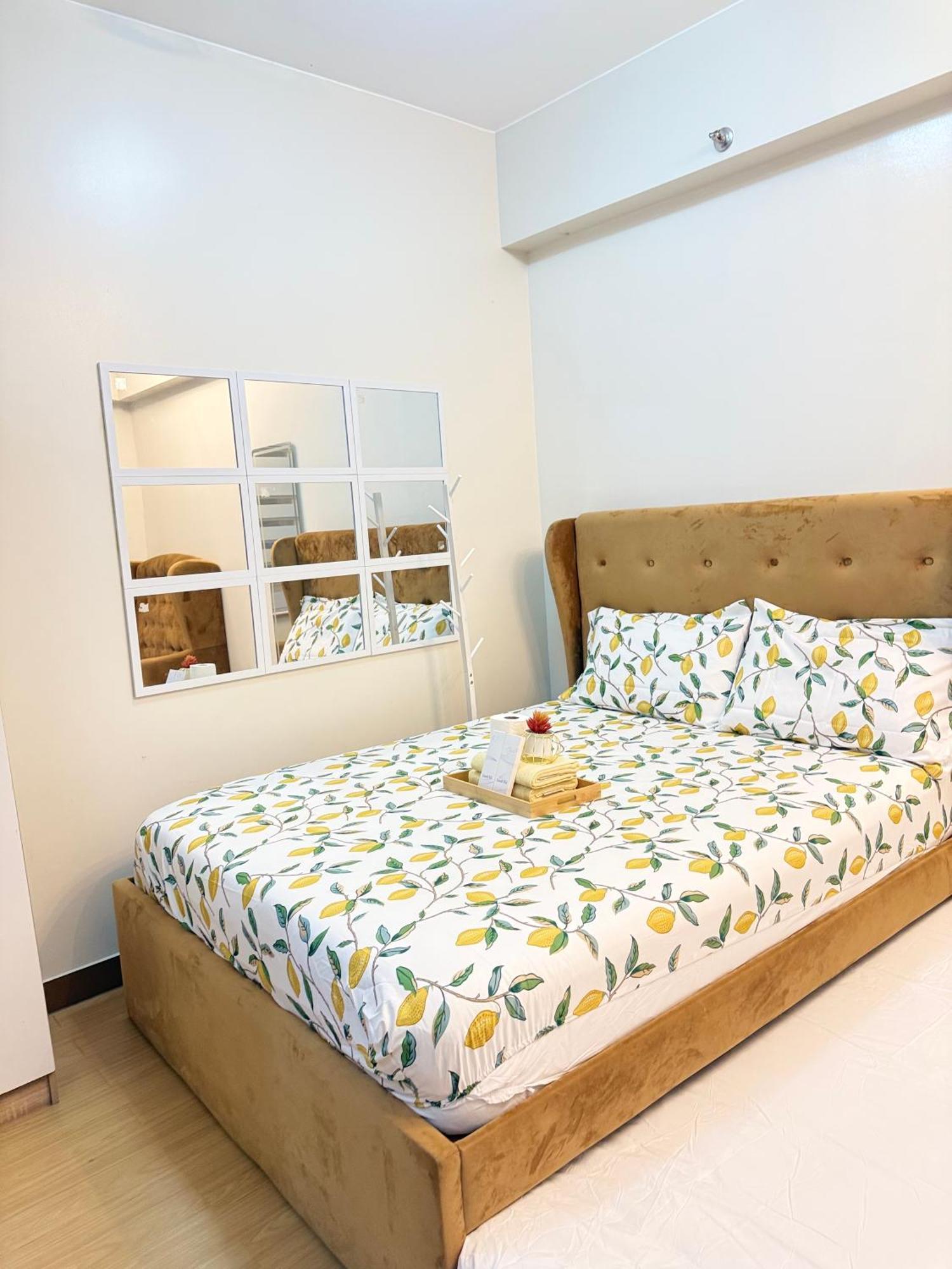 Starlight Suites Trece Martires Екстериор снимка