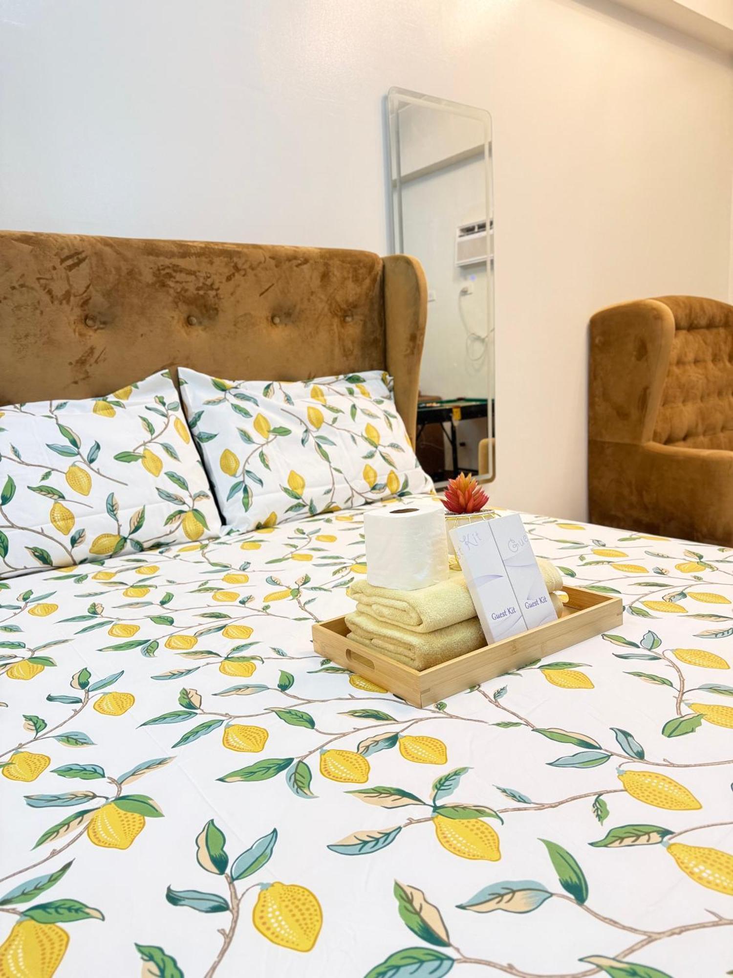 Starlight Suites Trece Martires Екстериор снимка